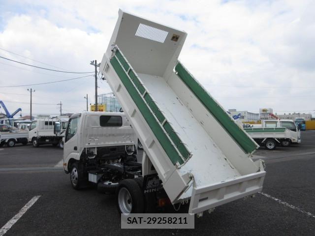 Hino DUTRO 2024-04 7500338-7