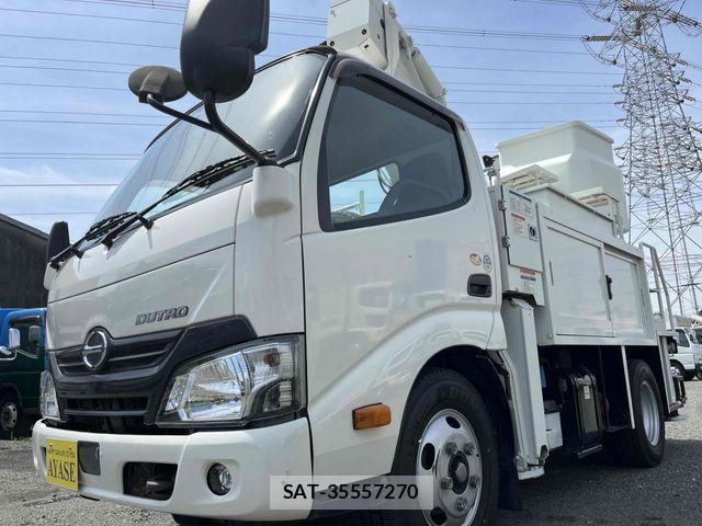 Hino DUTRO 2018-04 7500348-0