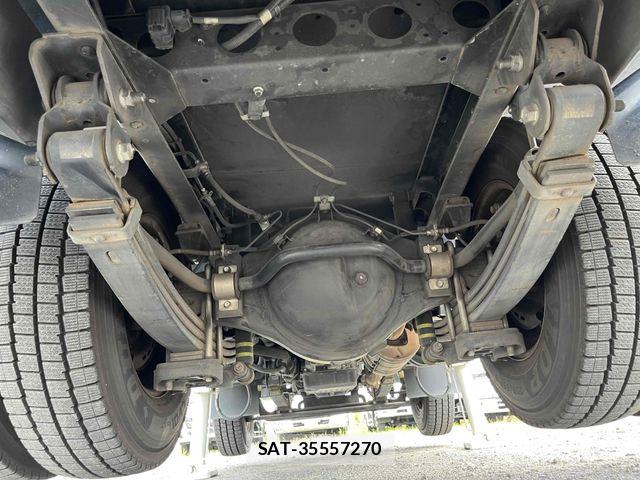 Hino DUTRO 2018-04 7500348-26