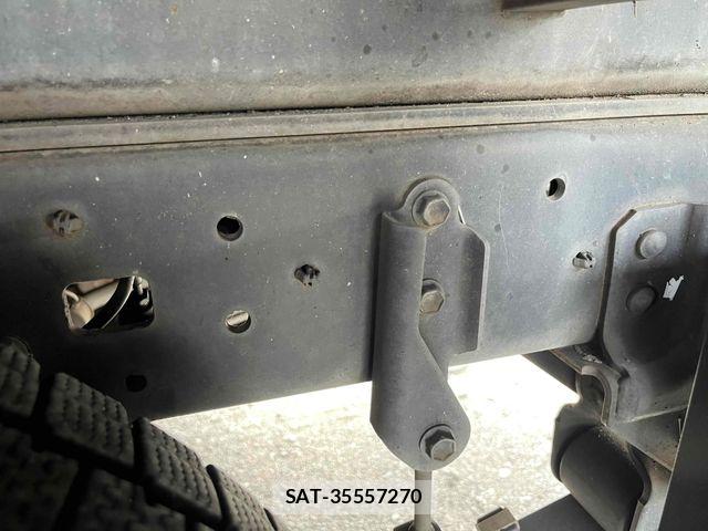 Hino DUTRO 2018-04 7500348-28