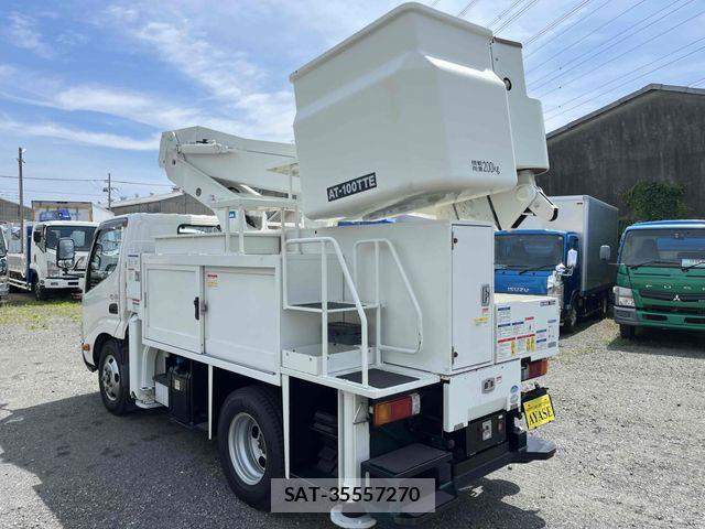 Hino DUTRO 2018-04 7500348-3