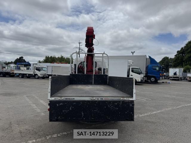 Hino DUTRO 2020-01 7500335-9