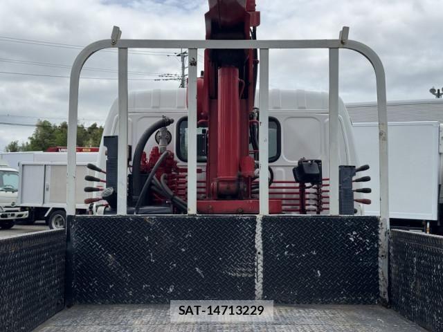 Hino DUTRO 2020-01 7500335-13