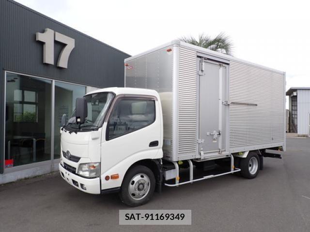 Hino DUTRO 2016-02 7500349-0