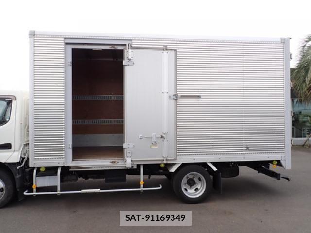 Hino DUTRO 2016-02 7500349-13