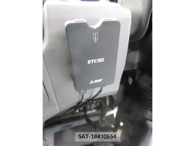 Hino DUTRO 2021-05 7500345-14