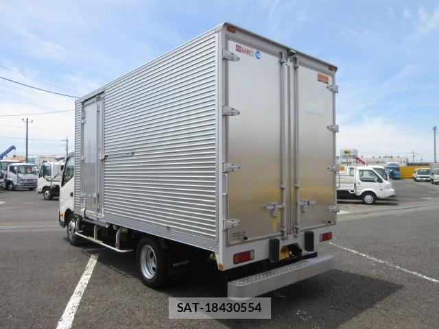 Hino DUTRO 2021-05 7500345-4