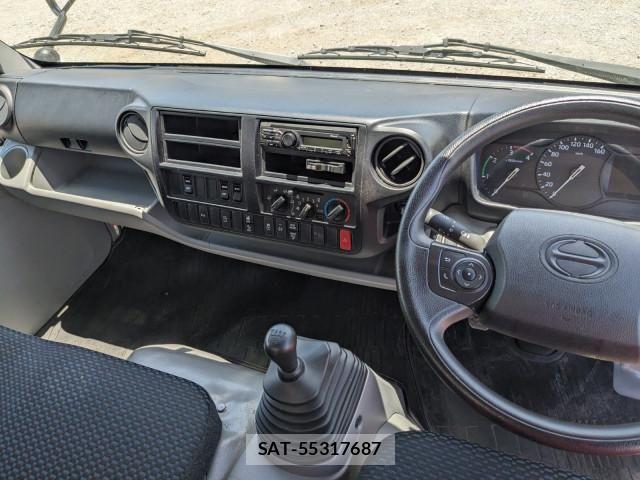 Hino DUTRO 2022-07 7500332-27