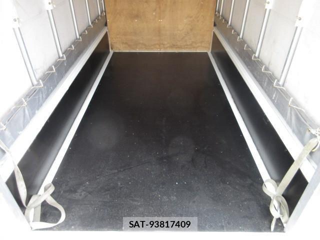 Hino DUTRO 2015-09 7500346-10