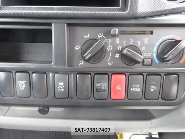 Hino DUTRO 2015-09 7500346-21