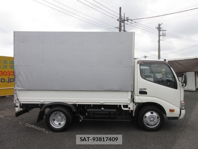 Hino DUTRO 2015-09 7500346-8