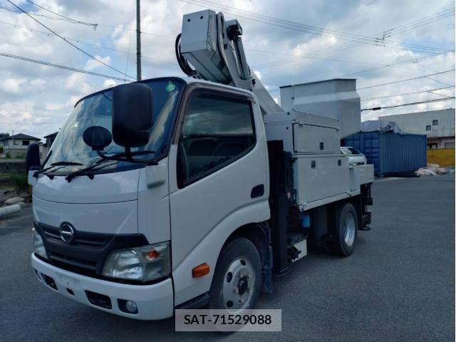 Hino DUTRO 2016-01 7500350-6