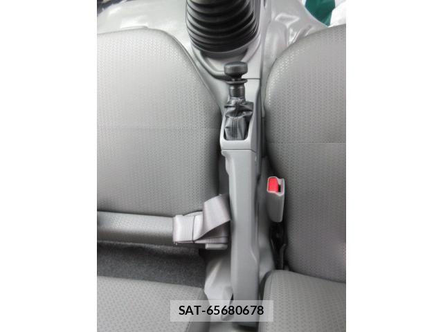 Hino DUTRO 2024-04 7500339-16