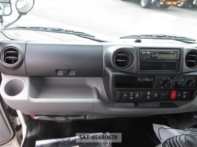 Hino DUTRO 2024-04 7500339-18