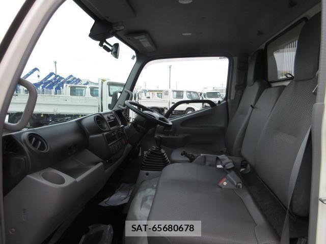 Hino DUTRO 2024-04 7500339-20