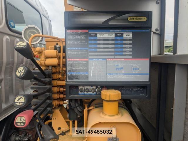 Hino DUTRO 2018-10 7500344-25