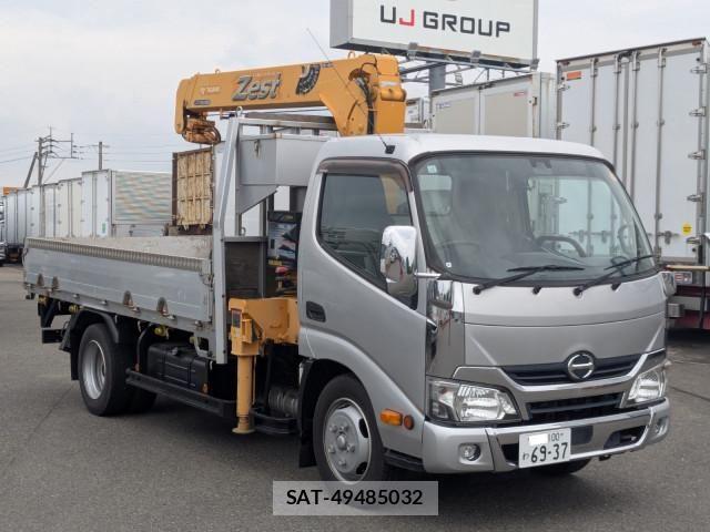Hino DUTRO 2018-10 7500344-2