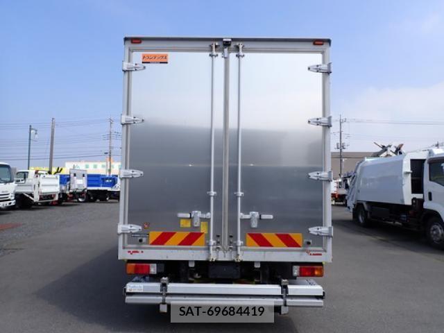 Hino DUTRO 2023-04 7500325-5