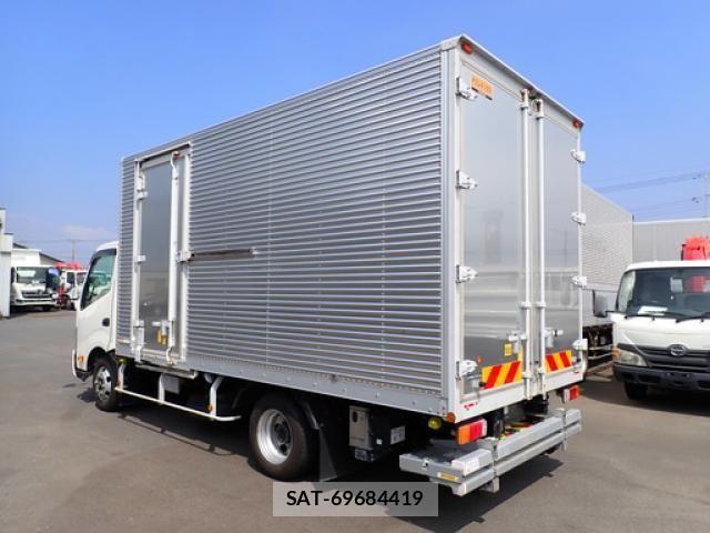 Hino DUTRO 2023-04 7500325-6