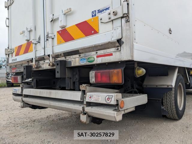 Hino DUTRO 2017-09 7500347-5
