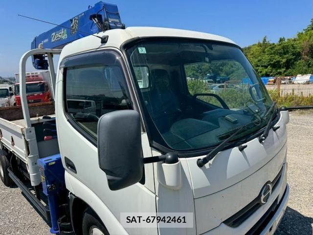 Hino DUTRO 2014-02 7500351-9