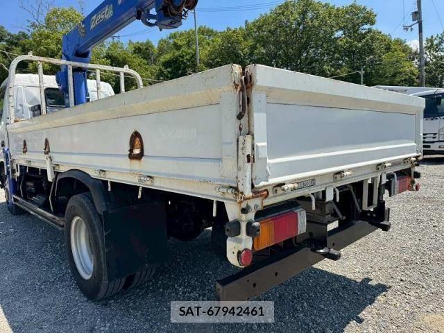 Hino DUTRO 2014-02 7500351-14