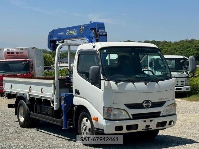 Hino DUTRO 2014-02 7500351-7