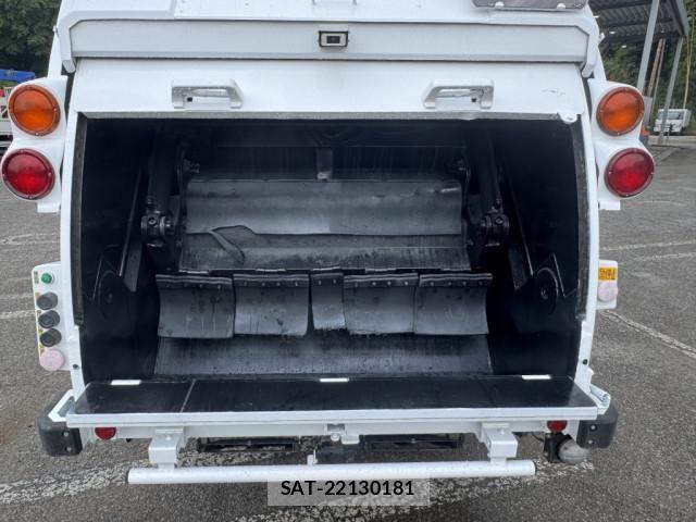 Hino DUTRO 2017-11 7500336-11
