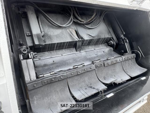Hino DUTRO 2017-11 7500336-12