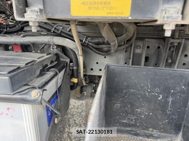 Hino DUTRO 2017-11 7500336-25