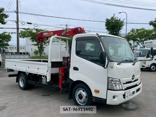 Hino DUTRO 2021-09 7500330-2