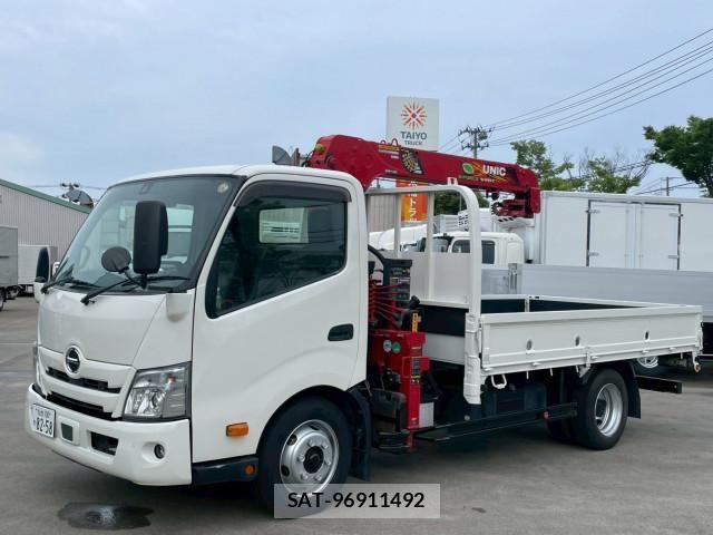 Hino DUTRO 2021-09 7500330-7