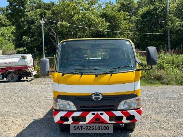 Hino DUTRO 2014-12 7500355-0