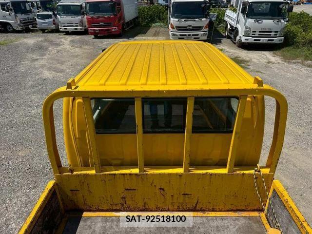 Hino DUTRO 2014-12 7500355-21