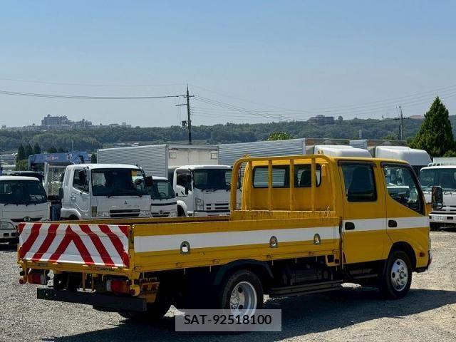 Hino DUTRO 2014-12 7500355-5