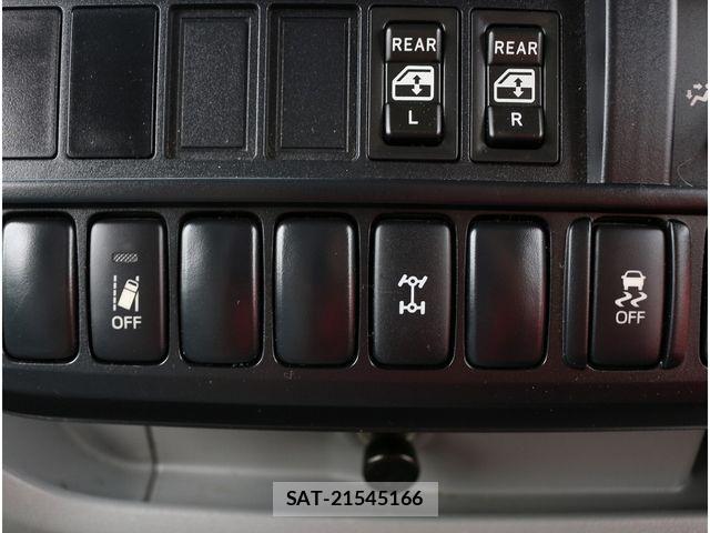 Hino DUTRO 2019-03 7500341-24
