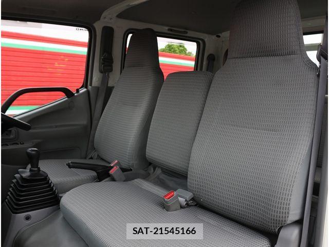 Hino DUTRO 2019-03 7500341-27