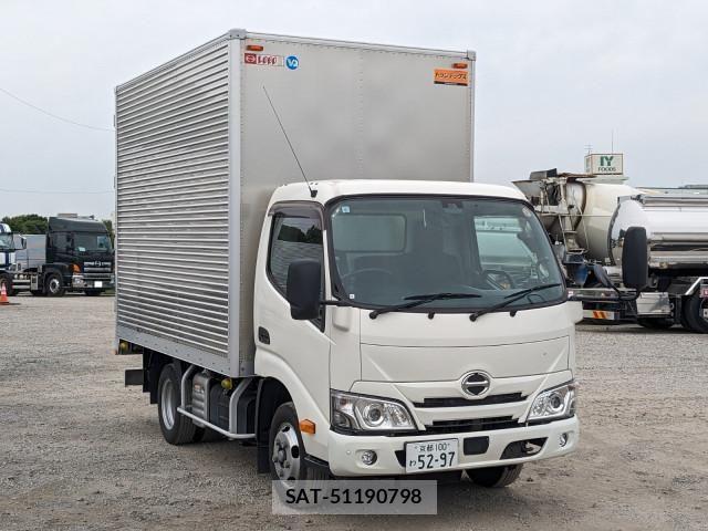 Hino DUTRO 2022-05 7500340-1