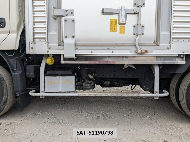 Hino DUTRO 2022-05 7500340-22