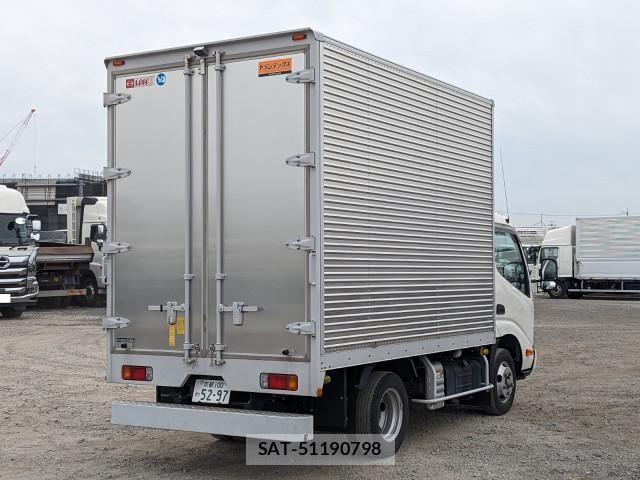 Hino DUTRO 2022-05 7500340-3