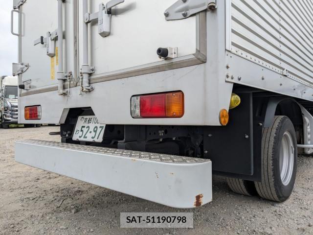 Hino DUTRO 2022-05 7500340-5