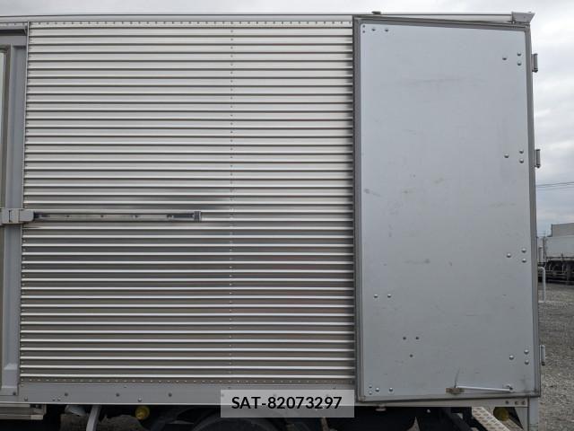 Hino DUTRO 2022-07 7500333-18