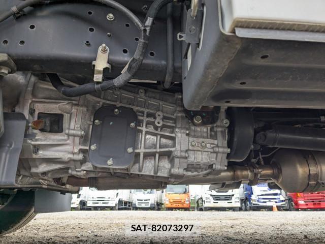 Hino DUTRO 2022-07 7500333-22