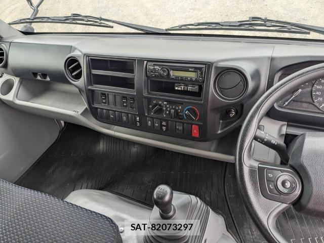 Hino DUTRO 2022-07 7500333-26