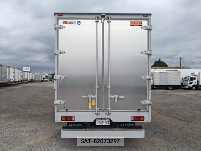 Hino DUTRO 2022-07 7500333-4