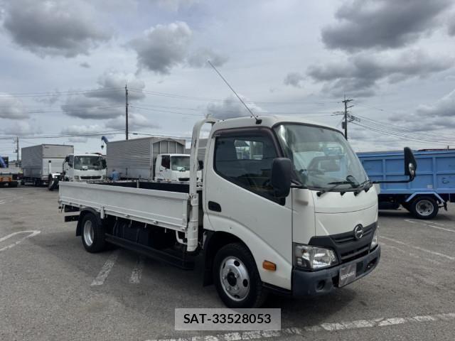 Hino DUTRO 2019-03 7500358-2