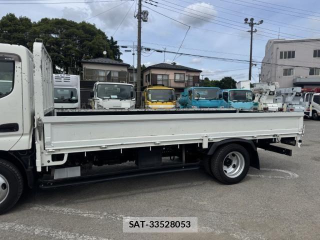 Hino DUTRO 2019-03 7500358-6