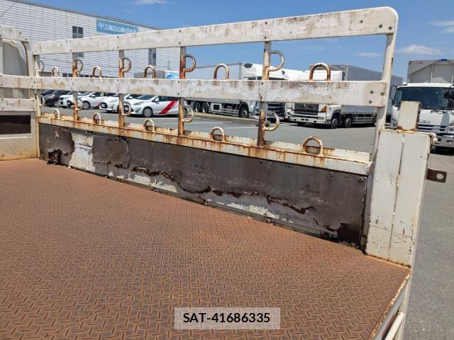 Hino DUTRO 2018-03 7500356-18