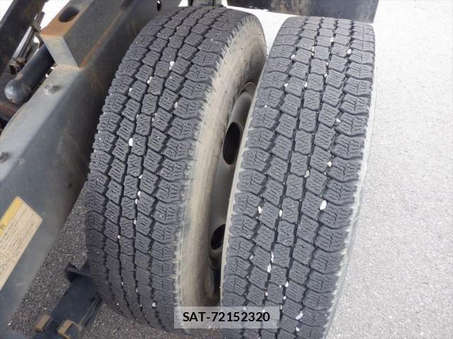 Hino DUTRO 2020-08 7500343-23