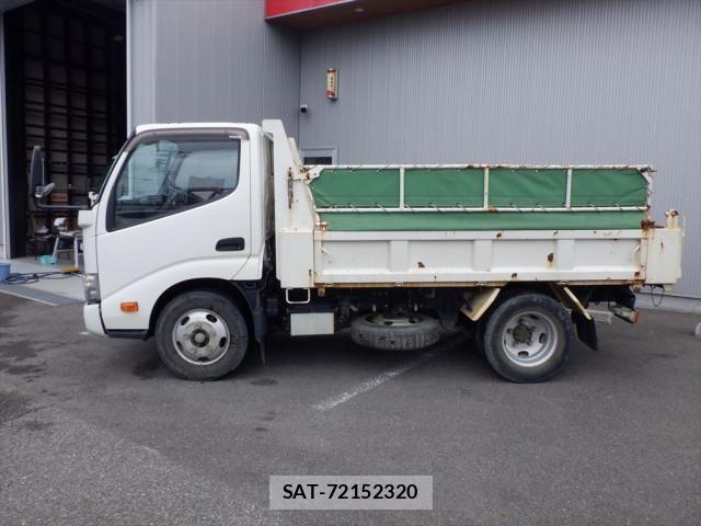 Hino DUTRO 2020-08 7500343-2